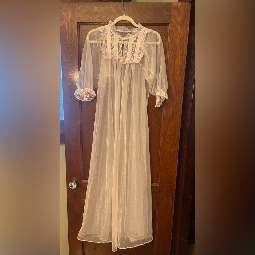 Vintage 80's JC Penny's Pink Sheer Nylon Lace Peignoir Robe Dressing Gown XS/S - Picture 5 of 7